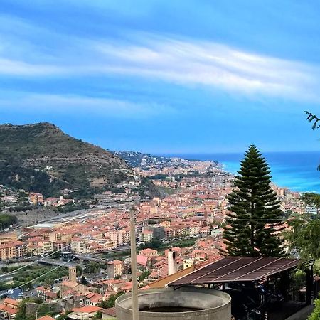La Tana Del Tasso Ventimiglia Bed & Breakfast Eksteriør bilde