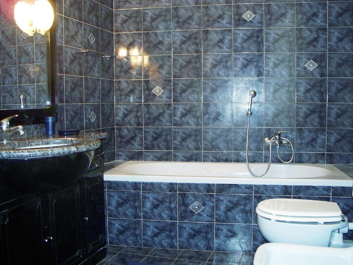 La Tana Del Tasso Ventimiglia Bed & Breakfast Eksteriør bilde